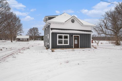 46750 County Road 665, Paw Paw, MI, 49079-9608 | Card Image