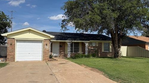 107 S Glenwood Dr, Midland, TX, 79703-6007 | Card Image