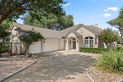 35 Hightrail Way, The Hills, TX, 78738-1547 | Card Image