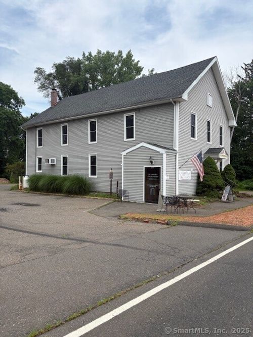 28 West St, Windsor, CT, 06095-1623 | Card Image