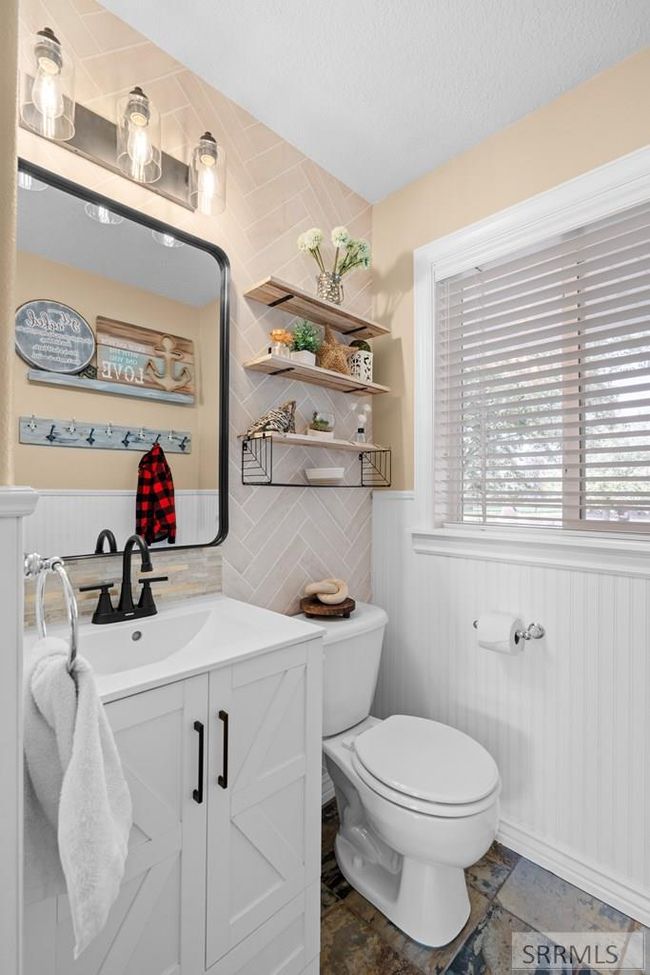 3902 E 154 N, House other with 5 bedrooms, 4 bathrooms and 7 parking in Rigby ID | Image 23