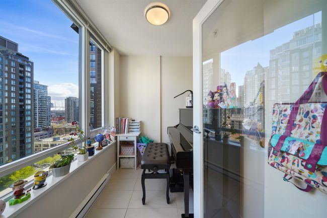 1506 - 1088 Richards Street, Condo with 1 bedrooms, 1 bathrooms and 1 parking in Vancouver BC | Image 15