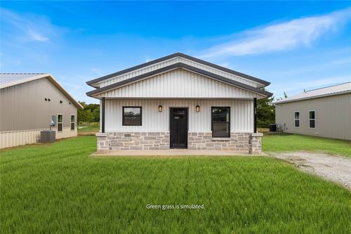 1107 E Navarro Ave, Mart, TX, 76664-1700 | Card Image