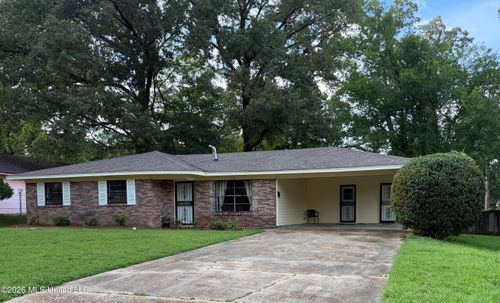 958 Watkins Pl, Jackson, MS, 39206-3701 | Card Image