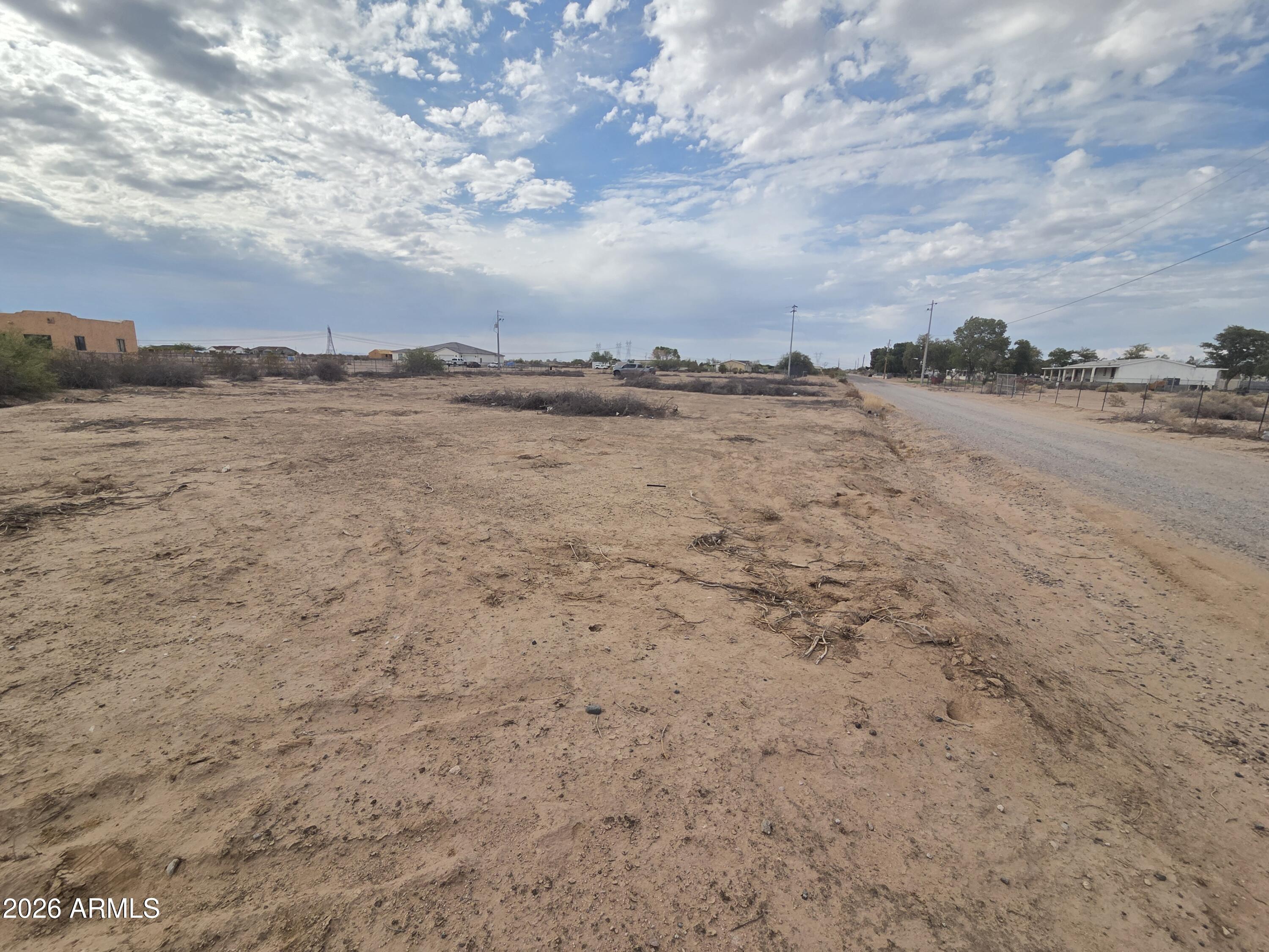 Land in Tonopah