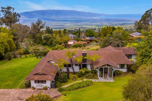 1530A Kamehameiki Rd, Kula, HI, 96790-8469 | Card Image