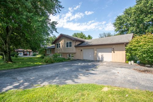184 W, Valparaiso, IN, 46385 | Card Image