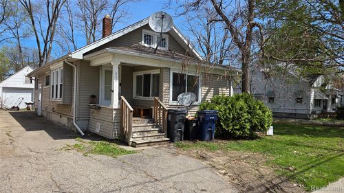 838 Clinton St, Flint, MI, 48507-2543 | Card Image
