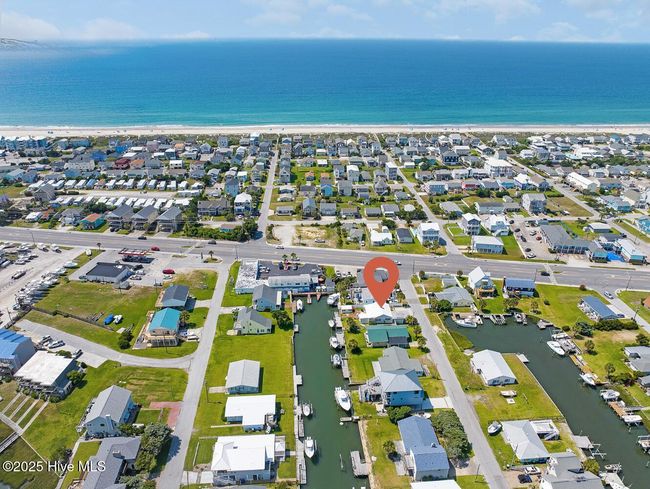 104 Bay View Blvd, House other with 3 bedrooms, 3 bathrooms and 1 parking in Atlantic Beach NC | Image 46