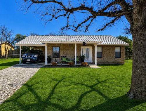 680 Stringtown Rd, Medina, TX, 78055-3606 | Card Image