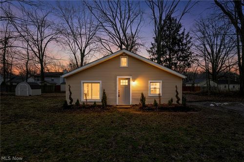 6171 Lee Ave, North Ridgeville, OH, 44039-1505 | Card Image