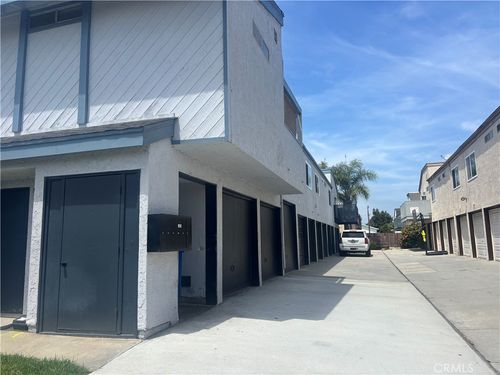 1-2501 Florida St, Huntington Beach, CA, 92648 | Card Image