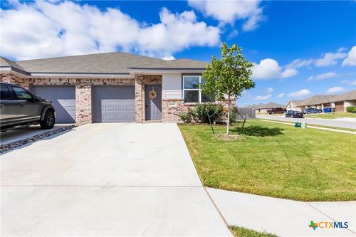 202 Green Valley Dr, Copperas Cove, TX, 76522-7232 | Card Image