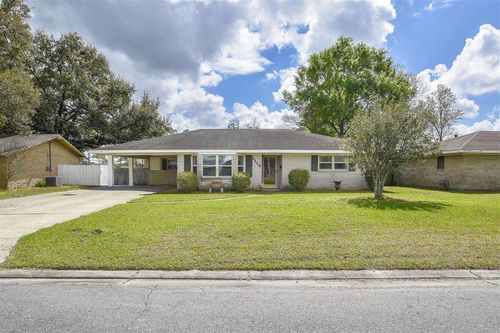 1115 Norwood Dr, Jennings, LA, 70546-6025 | Card Image