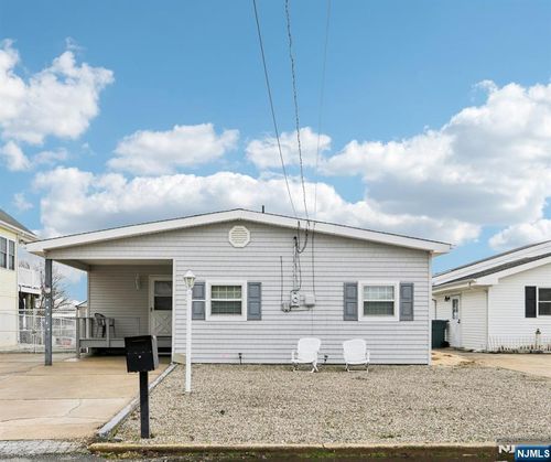 21 Lake Michigan Dr, LITTLE EGG HARBOR TWP, NJ, 08087-1607 | Card Image