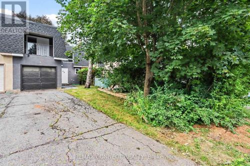43 Tybalt Crescent, Ottawa, ON, K2H8J6 | Card Image
