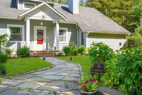 185 Harriman Rd, Mount Kisco, NY, 10549-4719 | Card Image
