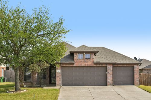 36 Heron Dr, Sanger, TX, 76266-5767 | Card Image