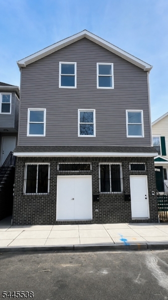 Residential Income in Newark City 5
