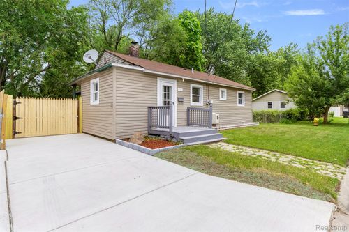 33420 Bentley Ct, Westland, MI, 48186-5459 | Card Image