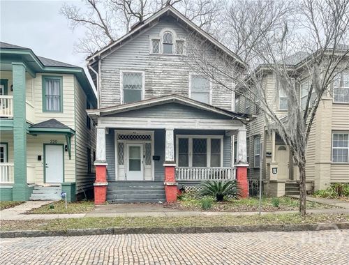 218 W 38th St, Savannah, GA, 31401-8802 | Card Image