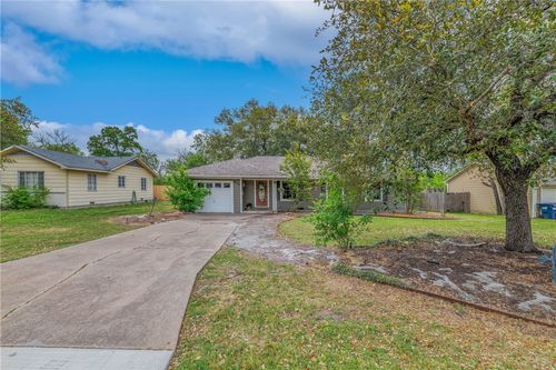 510 Brooks Ave, College Station, TX, 77840-2508 | Card Image