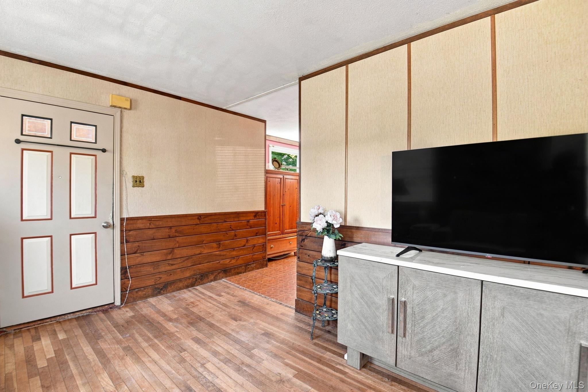 Residential in Poughkeepsie (Town) 4