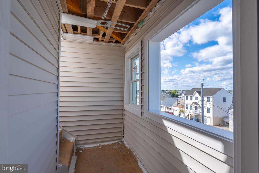 Residential in MANAHAWKIN 2