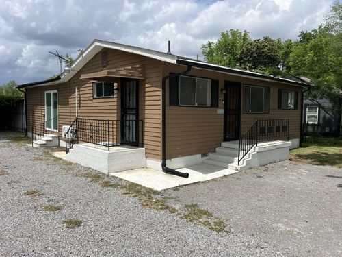 604 Carver Ave, Murfreesboro, TN, 37130-4820 | Card Image