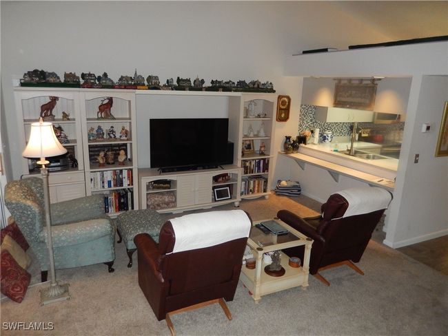 902 Mcgregor Park Cir, House attached with 2 bedrooms, 2 bathrooms and null parking in FORT MYERS FL | Image 12