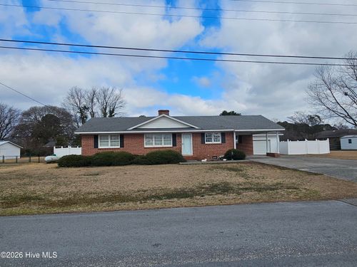 309 Fairfax St, Clinton, NC, 28328-2114 | Card Image
