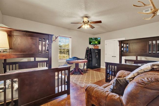 3681 K2 Rd, House other with 4 bedrooms, 2 bathrooms and 1 parking in Mountain Home TX | Image 12