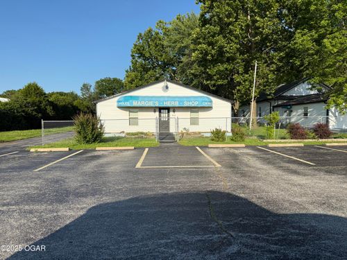 5112 N Main St, Joplin, MO, 64801-7814 | Card Image