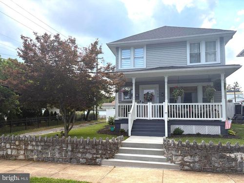 109 S Georgia Ave, MARTINSBURG, WV, 25401-1957 | Card Image