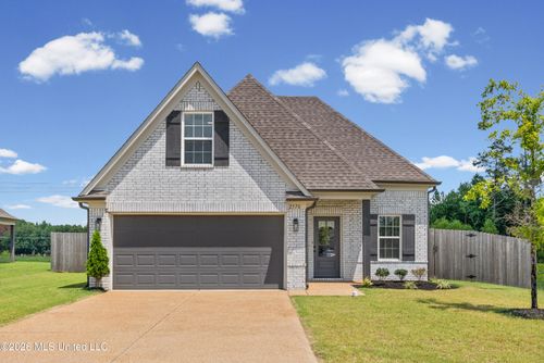 2570 Dela Dr, Southaven, MS, 38672-1078 | Card Image