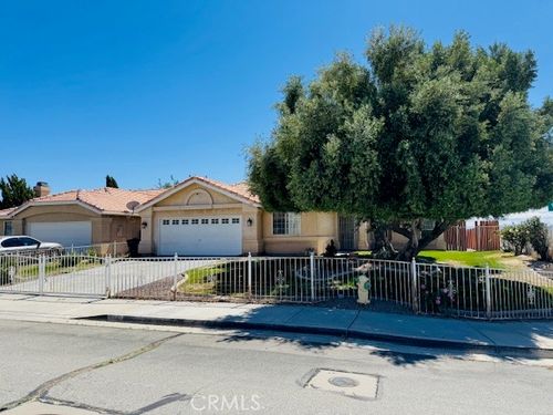 616 Violet Ave, Rosamond, CA, 93560-7434 | Card Image