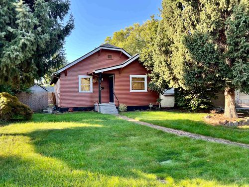 306 16th Ave, Lewiston, ID, 83501-2762 | Card Image