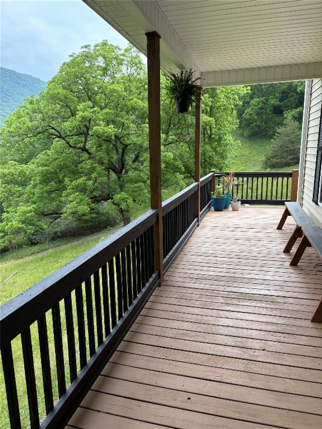 210 Triple Fork Rd, House other with 3 bedrooms, 3 bathrooms and null parking in Cullowhee NC | Image 21