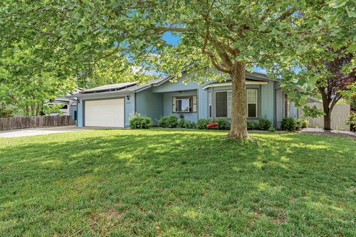 2705 Limestone Ct, Anderson, CA, 96007-4607 | Card Image