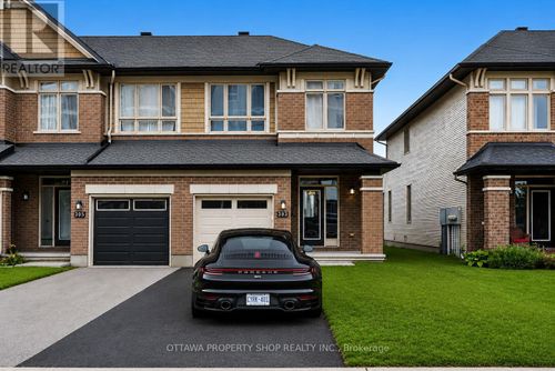 393 Livery St, Stittsville, ON, K2V0B5 | Card Image