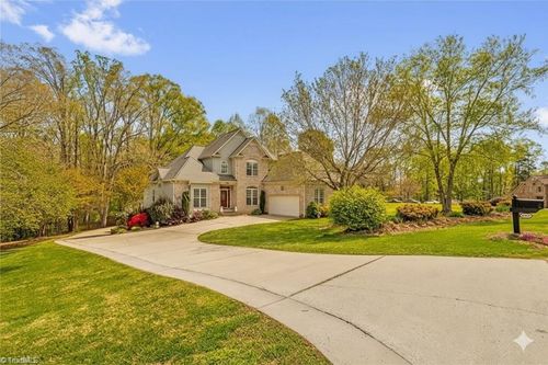 6505 Heron Point Ct, Belews Creek, NC, 27009-9225 | Card Image