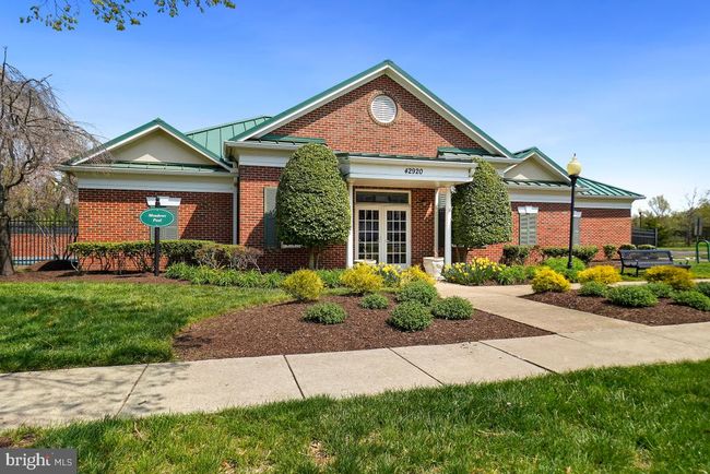 42812 Smallwood Ter, Townhouse with 3 bedrooms, 4 bathrooms and null parking in CHANTILLY VA | Image 43