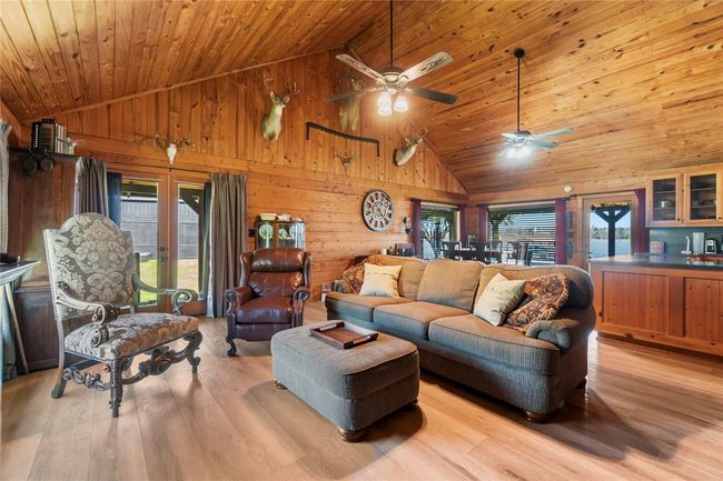 586 Beverly Blvd, House other with 2 bedrooms, 2 bathrooms and null parking in Onalaska TX | Image 13
