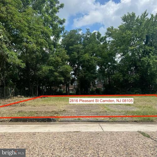 2816 Pleasant St, Camden, NJ, 08105-1235 | Card Image
