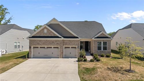 4352 Harrington Cmns, Williamsburg, VA, 23188-7129 | Card Image