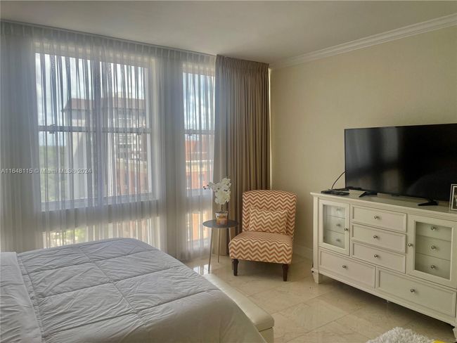 APT-818 - 700 Biltmore Way, Condo with 0 bedrooms, 1 bathrooms and null parking in Coral Gables FL | Image 5