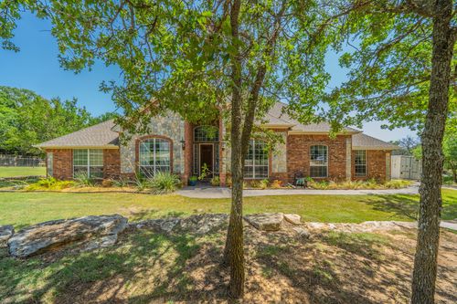 109 Overton Ridge Cir, Weatherford, TX, 76088-7847 | Card Image