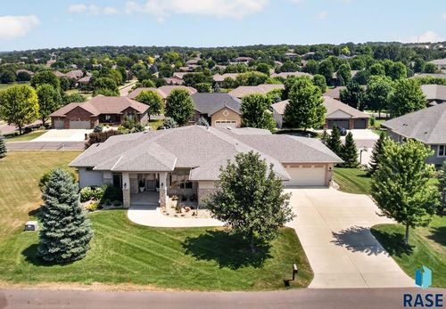 3001 W Old Yankton Rd, Sioux Falls, SD, 57108-2758 | Card Image