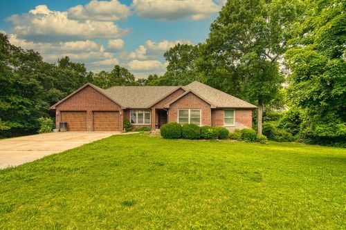 147 River Bluff Dr, Branson, MO, 65616-8694 | Card Image