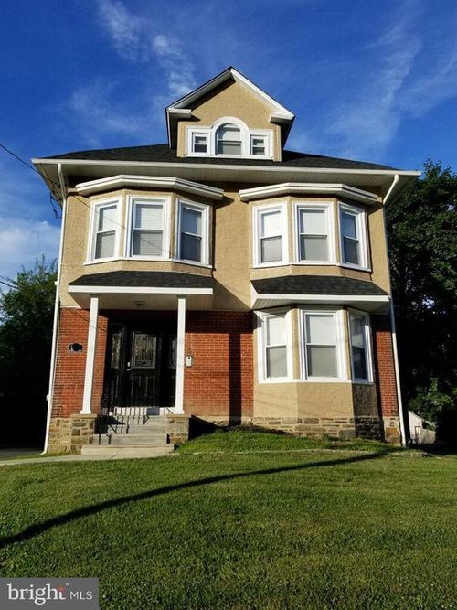 5-233 Garfield Ave, NORWOOD, PA, 19074-1607 | Card Image